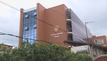 U arrestua para dy ditësh për vjedhje, ndërron jetë në burg 41-vjeçari