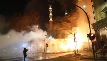 U arrestuan në protestën e opozitës, gjykata lë në “detyrim paraqitje” 15 protestuesit