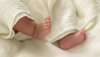 U dërgua me urgjencë drejt Tiranës për ndihmë më të specializuar, ndërron jetë foshnja 2-muajshe