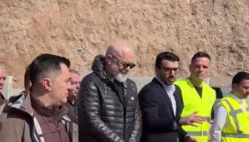 U hap pas 11 ditësh! Rama inspekton me ministrin e ri aksin Librazhd-Prrenjas: Tollovia se u shemb nga punimet, manipulim