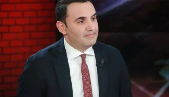‘U rrit nafta, çmimet…’, Këlliçi: Të bashkohemi, ta tundim nga themelet këtë qeveri të korruptuar me 22 mars, ora 18.00