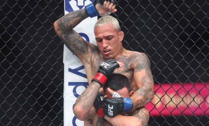 UFC-326/ Oliveira fiton pas 11 vitesh revanshin ndaj Holloway dhe rrëmben titullin simbolik BMF