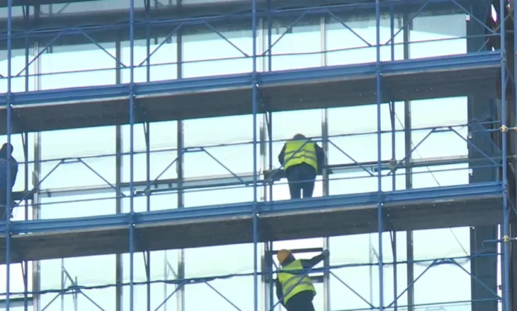 Ulet besimi në ekonomi, ndërtimi pëson rënien më të madhe. Vetëm industria është optimiste