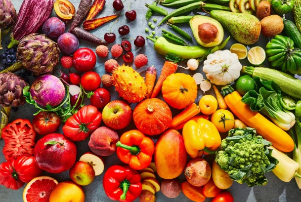 Ushqimet që nuk duhet t’i fusni kurrë në frigorifer