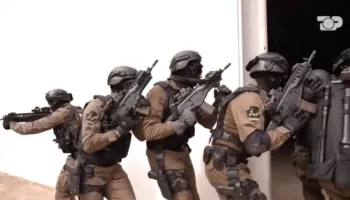 Ushtrimi alla ‘Maduro’ i forcave RENEA, komandanti tregon stërvitjen e efektivëve, zbritjen nga Kulla dhe…