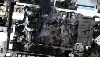 Vajza dhe nipi i Khameneit raportohet të jenë vrarë në sulmet ndaj Iranit