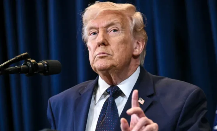 “Vdekje dhe zjarr”! Trump paralajmëron Iranin: Nëse ndërpret naftën do godasim 20 herë më fort