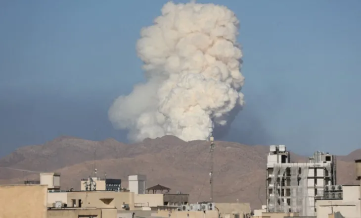 “Vend i vogël dhe djallëzor në Evropë”/ Lufta e panjohur mes Teheranit dhe Tiranës, analiza nga Kathimerini: Shqipëria bëhet objektiv i hakmarrjes iraniane