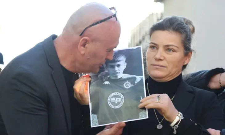 Vendimi i Kushtetueses për TikTok, reagon familja e të ndjerit Martin Cani: Djali ynë nuk u vra nga rrjetet sociale, por nga papërgjegjshmëria e insitucioneve