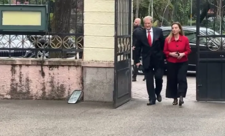 VIDEO/ Berisha mbërrin në Kryesinë e Kuvendit, takim me delegacionin e Asamblesë së KE