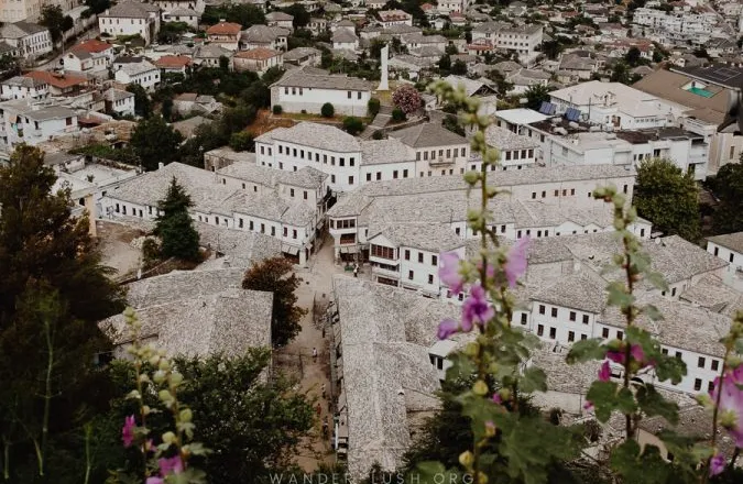VIDEO / Gjirokastra çel sezonin turistik, Rama: Ndikim pozitiv në zinxhirin e ekonomisë lokale