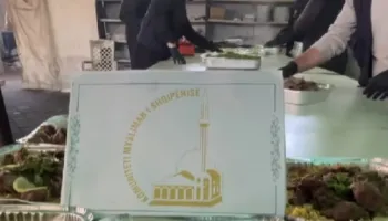 VIDEO/ Komuniteti Mysliman i Shqipërisë shtron iftar për familjet në Gaza