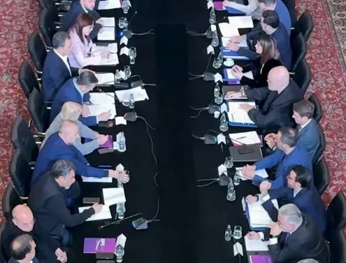 VIDEO / Nga Kadastra tek Reforma Territoriale, Rama zbulon detaje nga mbledhja e Grupit Parlamentar të PS