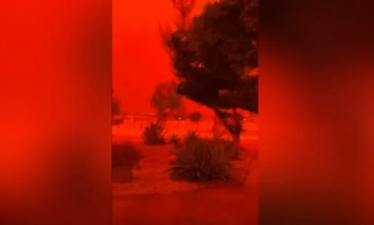 VIDEO/ Pamje apokaliptike pas ciklonit Narelle në Australi