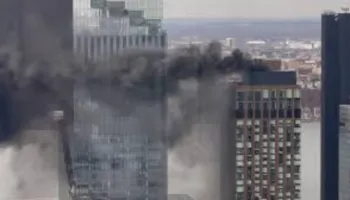Video/ Përfshihet nga flakët një ndërtesë në Manhatan, evakuohen banorët