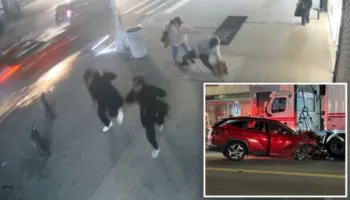 Video tronditëse, shoferi përplas turmën në New York, një i vdekur dhe katër të plagosur