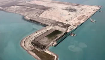 Vijojnë sulmet në Kuvajt, goditen edhe portet e tjera tregtare me dronë dhe raketa