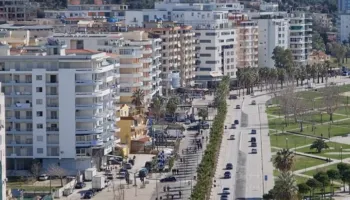 Vlora, e preferuara e turistëve edhe në pranverë