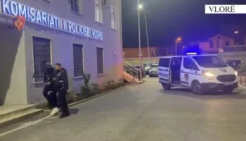 Vlorë/ 35-vjeçarit i gjenden në banesë municion luftarak dhe tritol, arrestohet nga Policia