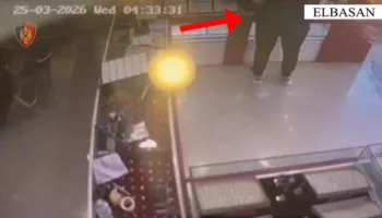 Vodhi 3 varëse floriri në një argjendari dhe kanosi pronarin e saj, arrestohet 38-vjeçari në Elbasan 