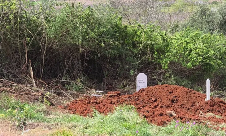 Vrau bashkëshorten dhe më pas veten, varroset në heshtje 80-vjeçari/ Askush nga 9 fëmijët nuk pranoi as të tërheqë trupin nga morgu