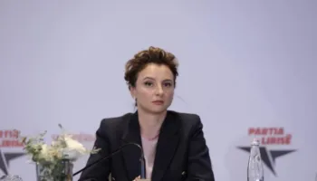 Xhixho: Shqipëria me çmimin më të lartë të naftës në rajon, të miratohet urgjentisht projektligji për uljen e tij