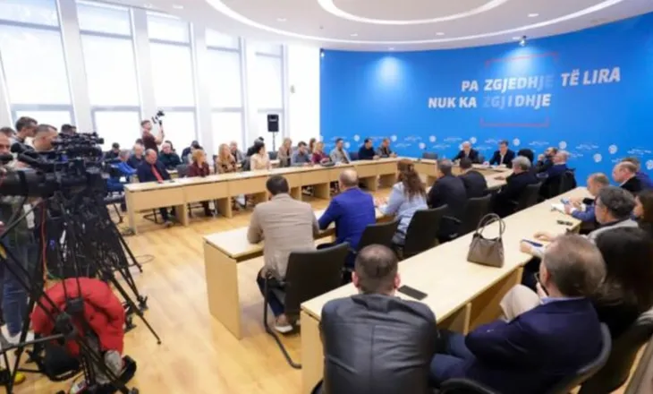 Zbadhen vendimet e Kryesisë së PD-së: Ja kur mbahen zgjedhjet për kryetarin e ri dhe Kuvendi Kombëtar, EMRAT e grupit të punës