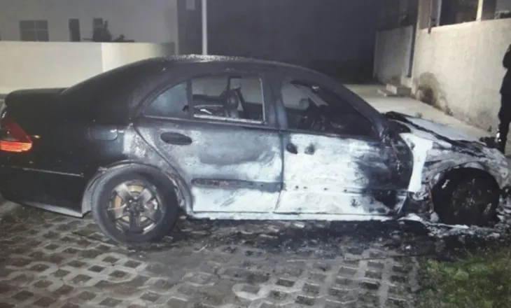 Zbardhen djegiet e automjeteve në seri në Pogradec/ Shpallet në kërkim porositësi