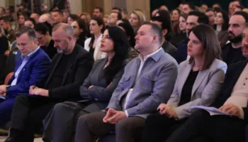 Zbulohen emrat/ Kush janë drejtuesit e rinj të PS në 12 qarqet, Rama i beson Ballukut sërish drejtimin e Fierit