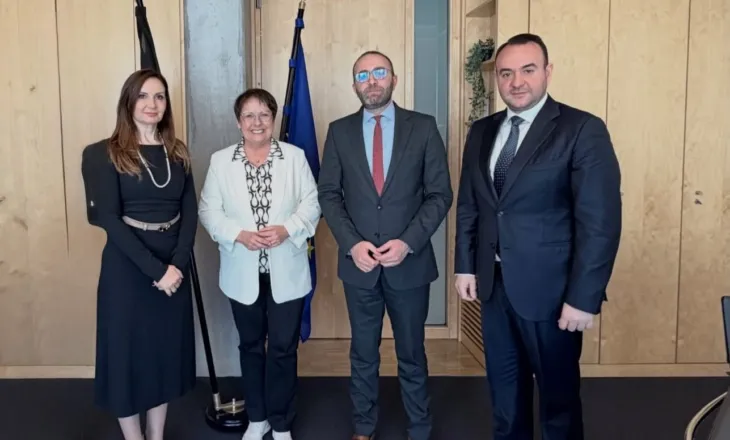 Zbulohet agjenda/ Takimet e opozitës shqiptare në Bundestag dhe në qeverinë gjermane