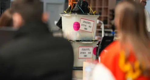 Zgjedhjet në Kosovë/ Merren nën akuzë 4 persona të dyshuar për manipulim të votave në Ferizaj, falsifikuan rezultatin!