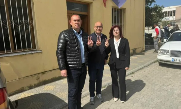 Zgjedhjet për kryetarët e degëve të PD në rrethe/ Në Peqin për herë të parë zgjidhet një grua, Gripshi fiton garën