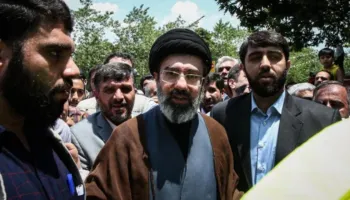 Zgjidhet Udhëheqësi i ri Suprem i Iranit, djali i Khameneit