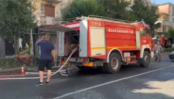 Zjarri aksidental përfshin banesën në Shkodër, digjet plotësisht shtëpia e 67- vjeçarit në lagjen “Partizani”