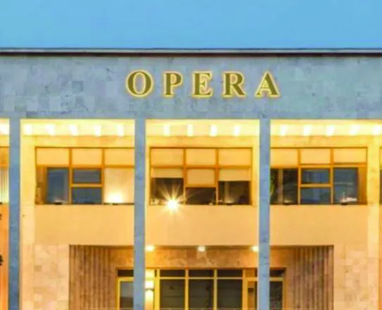“Zorba -The Greek” premierë në Tiranë, një udhëtim muzikor përmes krijimtarisë së Theodorakis