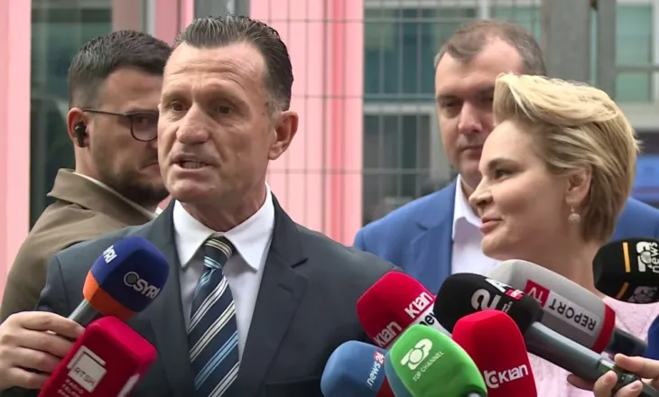 “Zoti Kryemadhi”/ Avokati i Metës bën lapsus, ndërhyn Monika: Jam zonja o shoku, mos u provoko