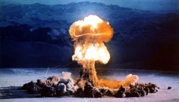 Zyrtar i lartë amerikan: SHBA-të po shqyrtojnë mënyrën e kryerjes së testeve të armëve bërthamore