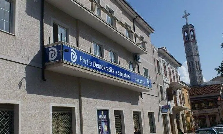 Zyrtarizimi i emrave të dy kandidatëve për kryetar, sherr dhe tensione në mbledhjen e degës së PD në Shkodër