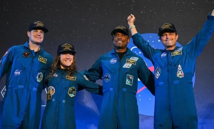  4 astronautët e Artemis II ndajnë eksperiencat e tyre: Toka mes errësirës, si anije që ‘lundronte’ në univers