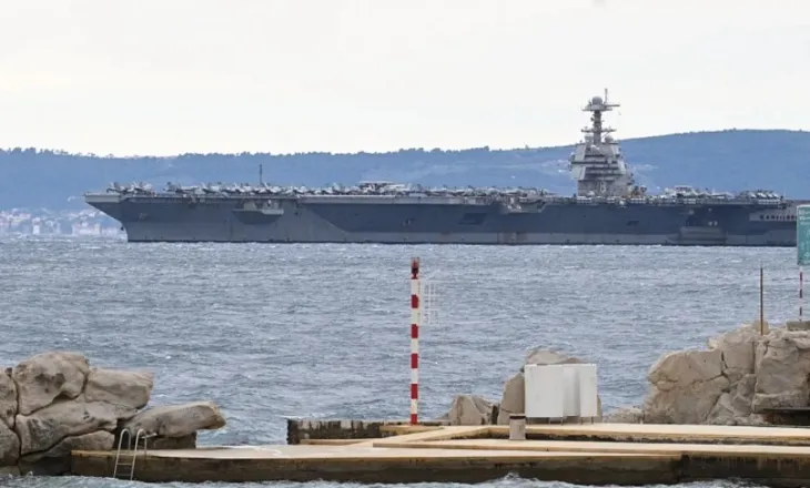 Aeroplanmbajtësja më e madhe amerikane po kthehet në shtëpi pas më shumë se 300 ditësh në det