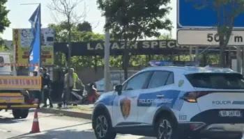 Aksident në aksin Lezhë–Milot/ Kamionçina përplaset me motoçikletën, një i plagosur