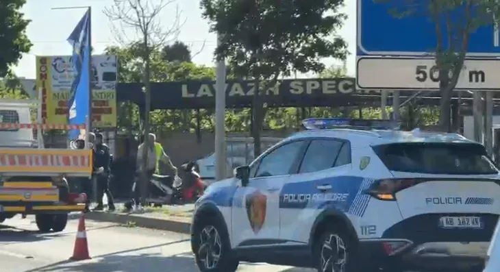 Aksident në aksin Lezhë–Milot/ Kamionçina përplaset me motoçikletën, një i plagosur