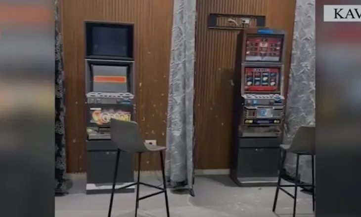 Aksion në Kavajë: Sekuestrohen 16 makina lojërash fati, dy të rinj në kërkim