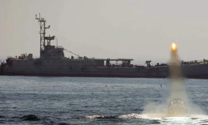 Analiza: A po kryen punë bllokada detare e SHBA-së ndaj Iranit?