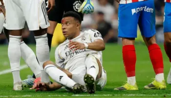 Arbeloa kapet me arbitrimin: Ishte penallti ndaj Mbappe, këtu në tokë dhe në Hënë…