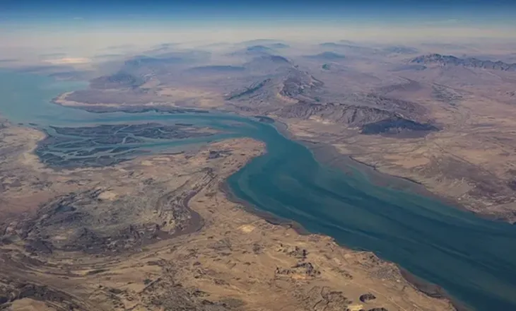 Armëpushimi lehtëson tensionet: Irani lejon deri në 15 anije në ditë në Ngushticën e Hormuzit