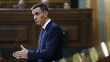 Armëpushimi/ Sanchez: Nuk duartrokas ata që i vënë flakën botës dhe pastaj shfaqen me një kovë me ujë