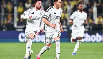 Asllani e bën sefte te Besiktas, por goli i elbasanasit nuk i jep asnjë pikë ekipit të tij (video)