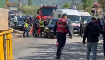 Atentati i dyfishtë në Balldre, flet kreu i Policisë Lezhë: Mjeti u godit me breshëri plumbash gjatë lëvizjes