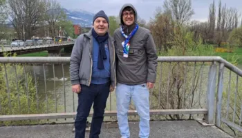 Babë e bir, 9 orë me makinë për eliminimin e tretë radhazi të Italisë nga Botërori